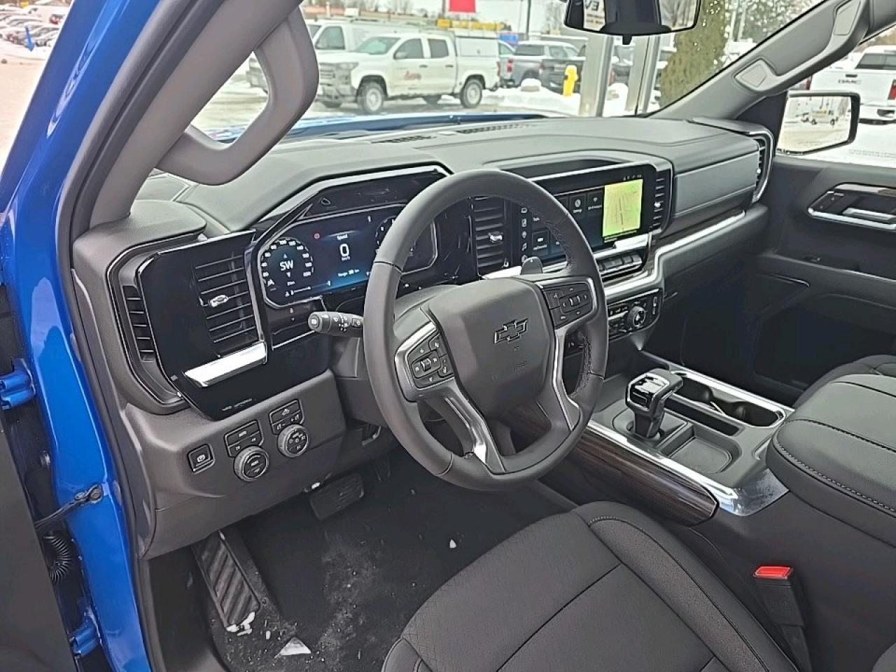 2026 Chevrolet Silverado 1500 RST Photo3