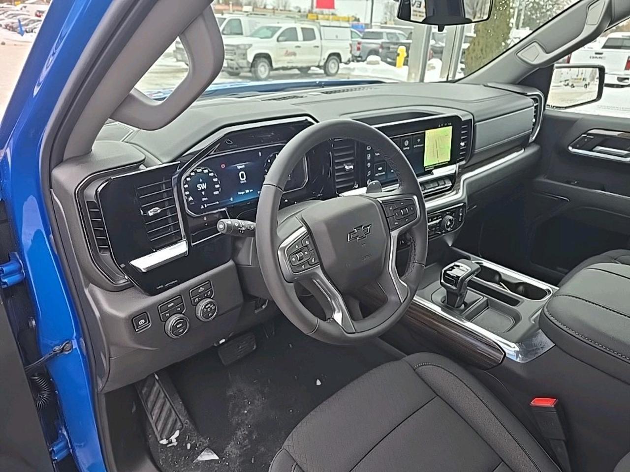 2026 Chevrolet Silverado 1500 RST Photo3