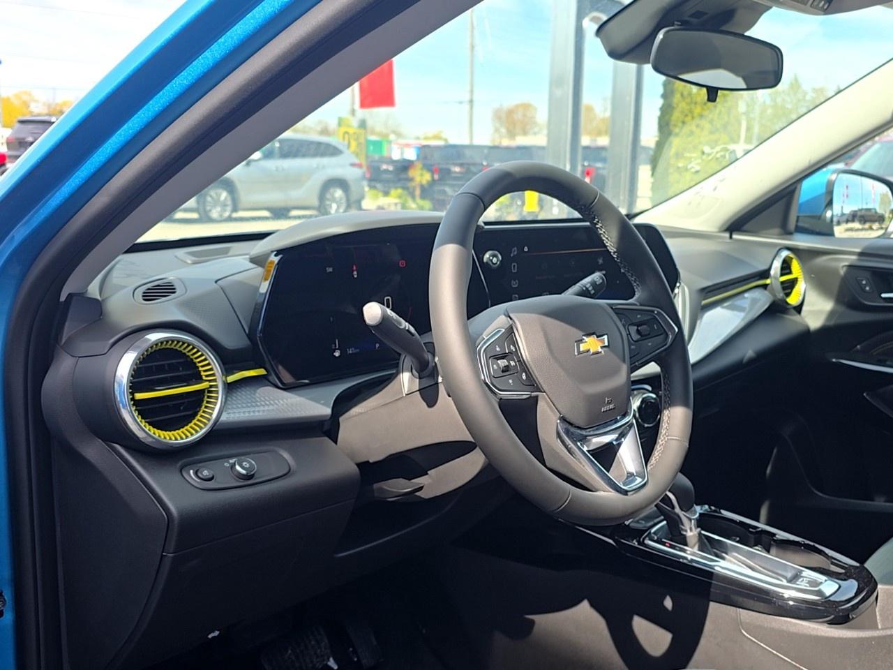 2026 Chevrolet Trax Fwd 4dr Lt Photo