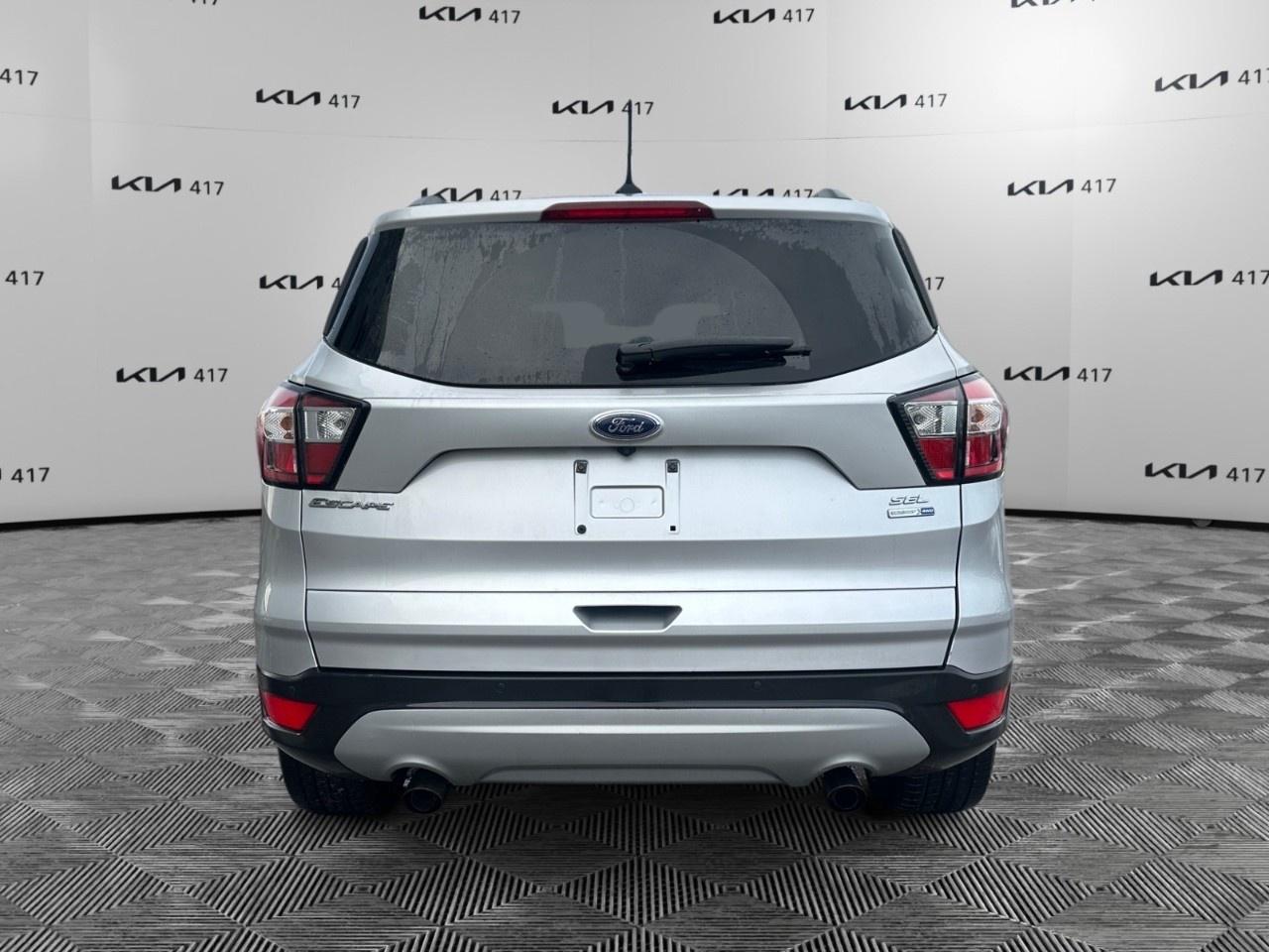 2018 Ford Escape SEL 4WD Photo