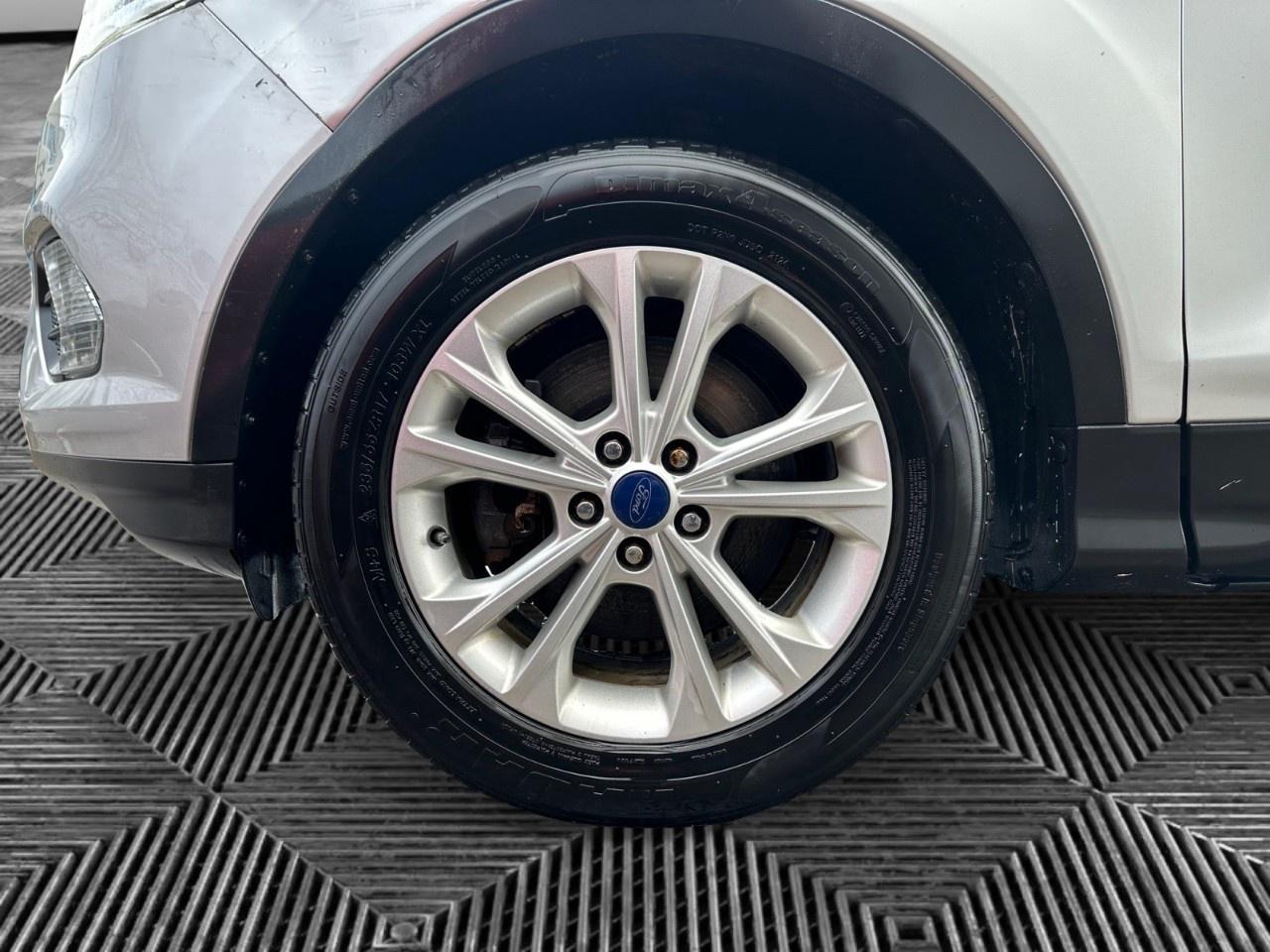 2018 Ford Escape SEL 4WD Photo