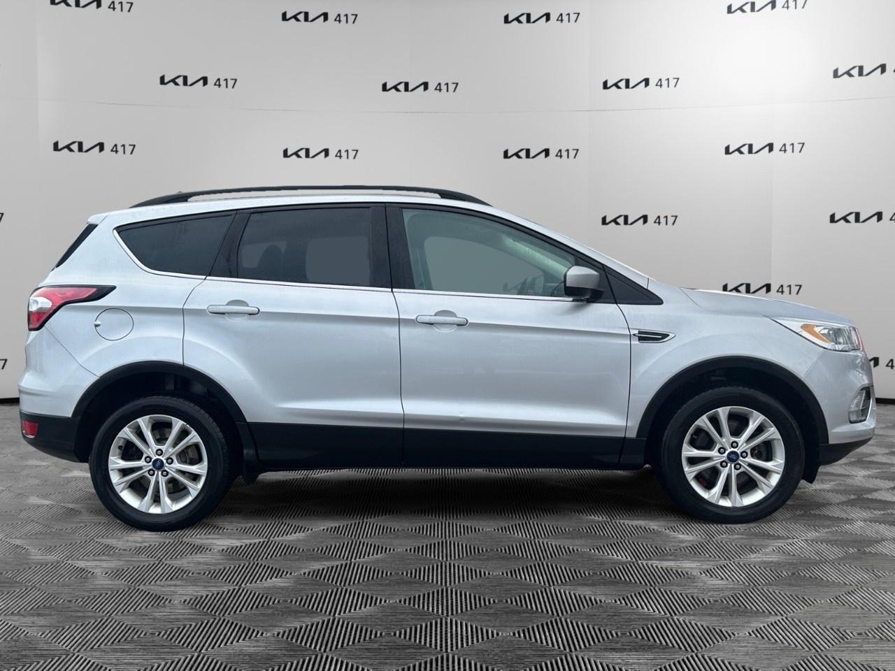 2018 Ford Escape SEL 4WD Photo