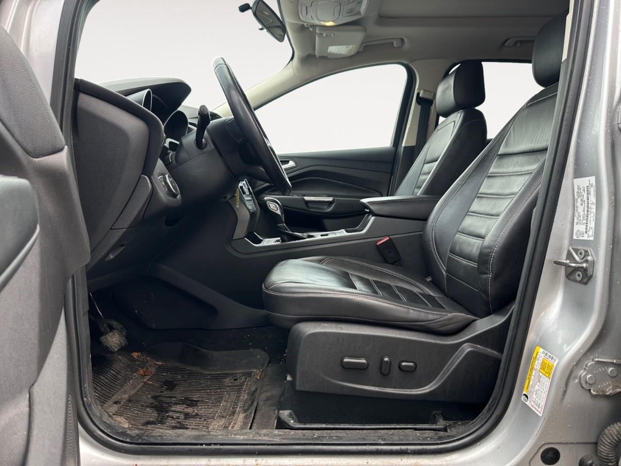 2018 Ford Escape SEL 4WD Photo