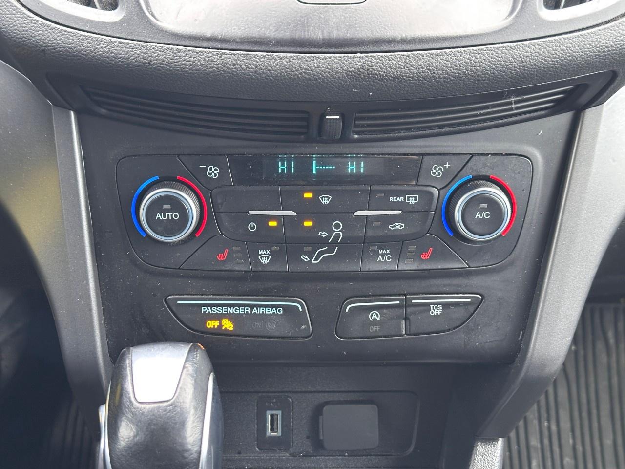 2018 Ford Escape SEL 4WD Photo