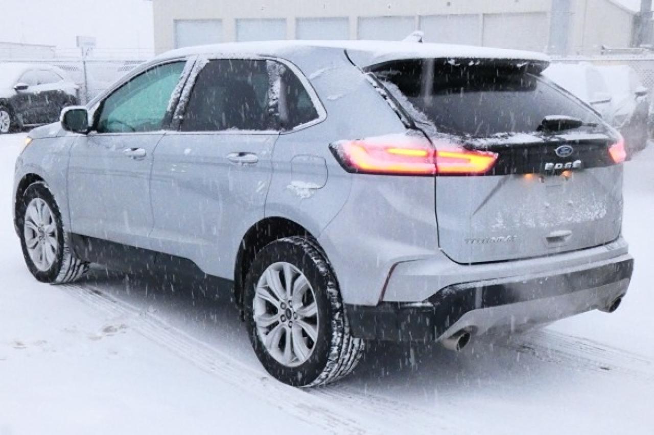 2024 Ford Edge Titanium AWD w/Htd Leather, pano S/R, BUC - Photo #8