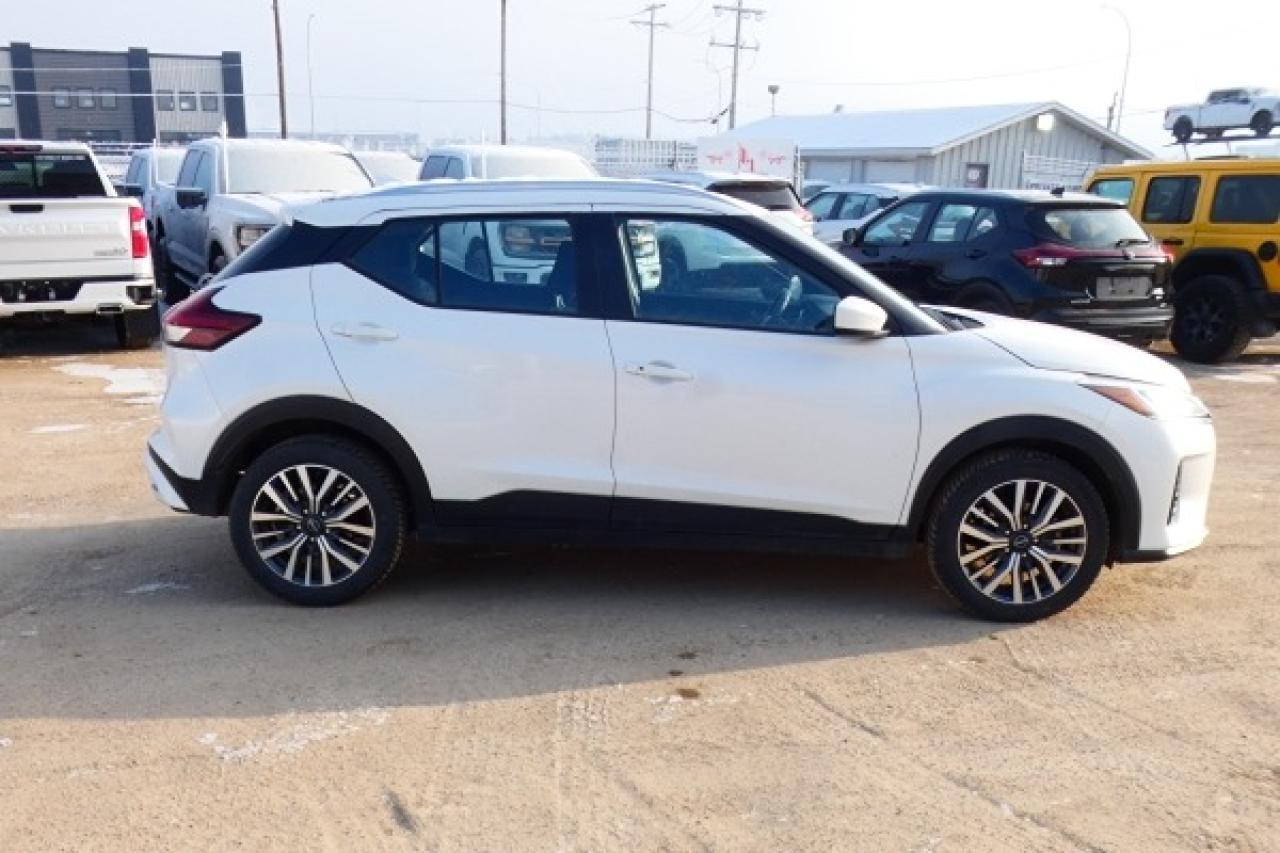 2024 Nissan Kicks SV FWD w/Htd cloth, BUC - Photo #5