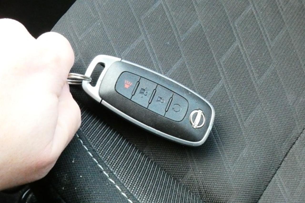 2024 Nissan Kicks SV FWD w/Htd cloth, BUC - Photo #18