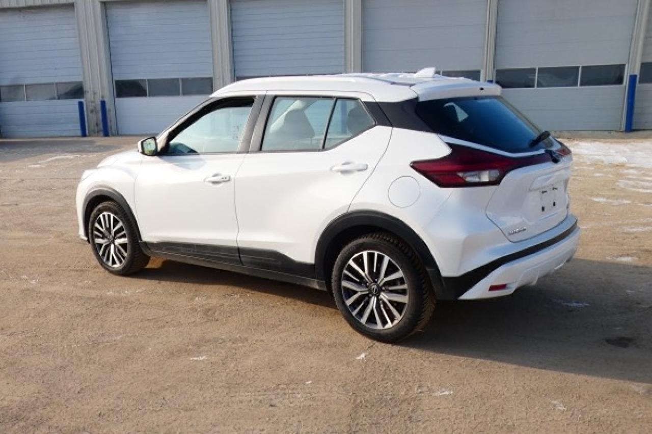 2024 Nissan Kicks SV FWD w/Htd cloth, BUC - Photo #8