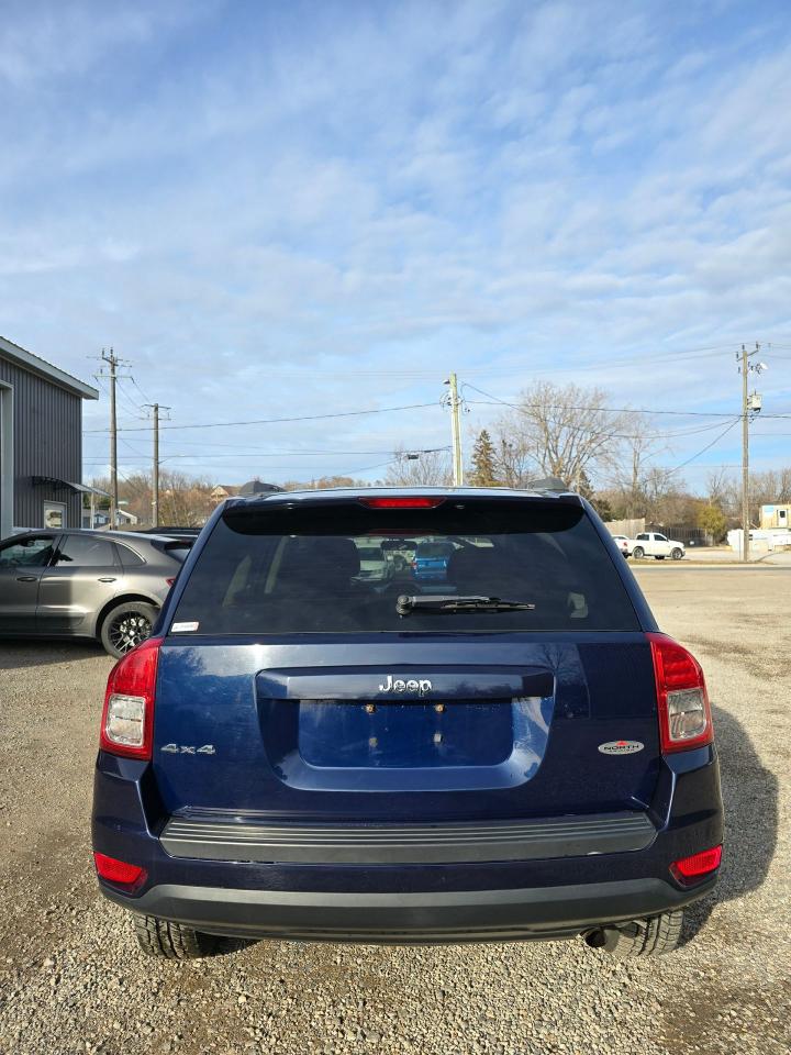 2012 Jeep Compass 4WD 4DR SPORT - Photo #4