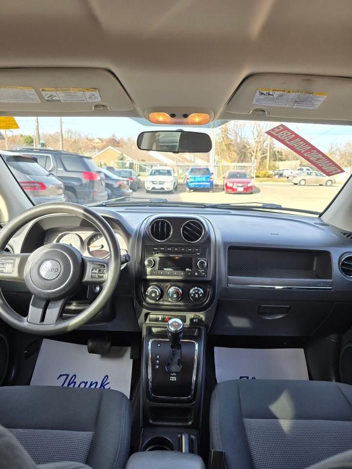 2012 Jeep Compass 4WD 4DR SPORT - Photo #9