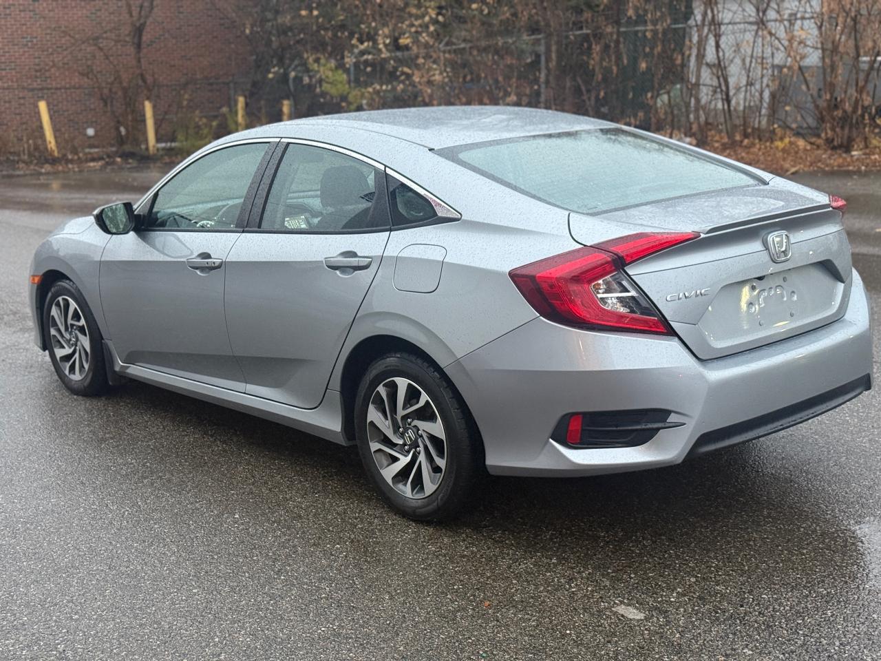 2017 Honda Civic LX Photo