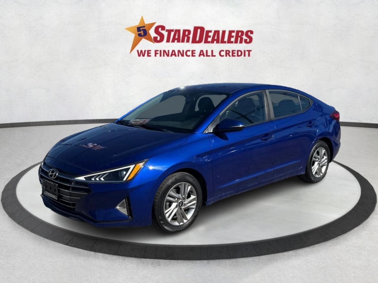 2020 Hyundai Elantra HEATED SEATS REAR CAM MINT WE FINANCE ALL CREDIT! Photo2