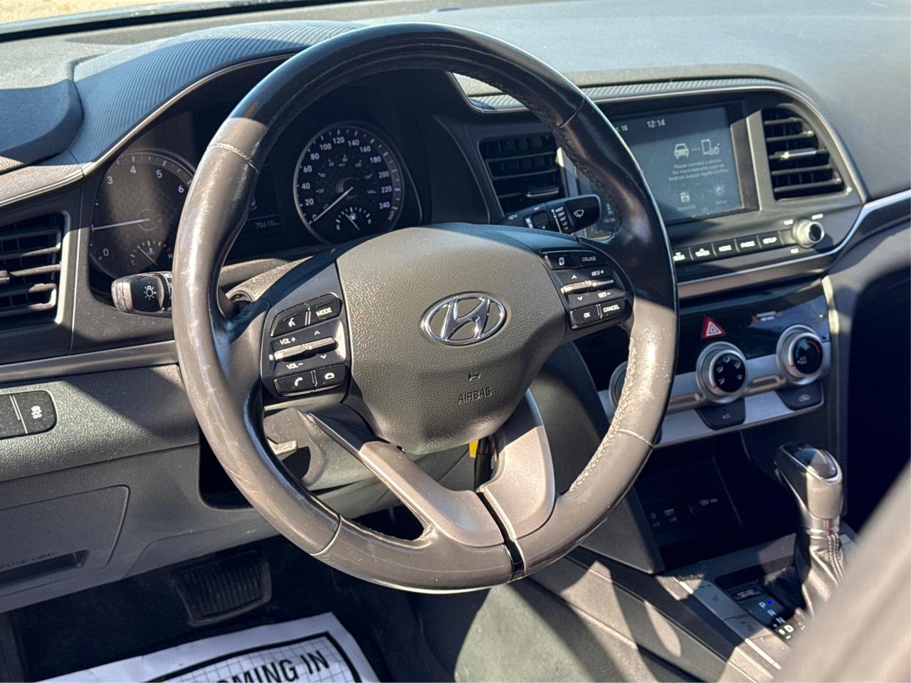 2020 Hyundai Elantra HEATED SEATS REAR CAM MINT WE FINANCE ALL CREDIT! Photo