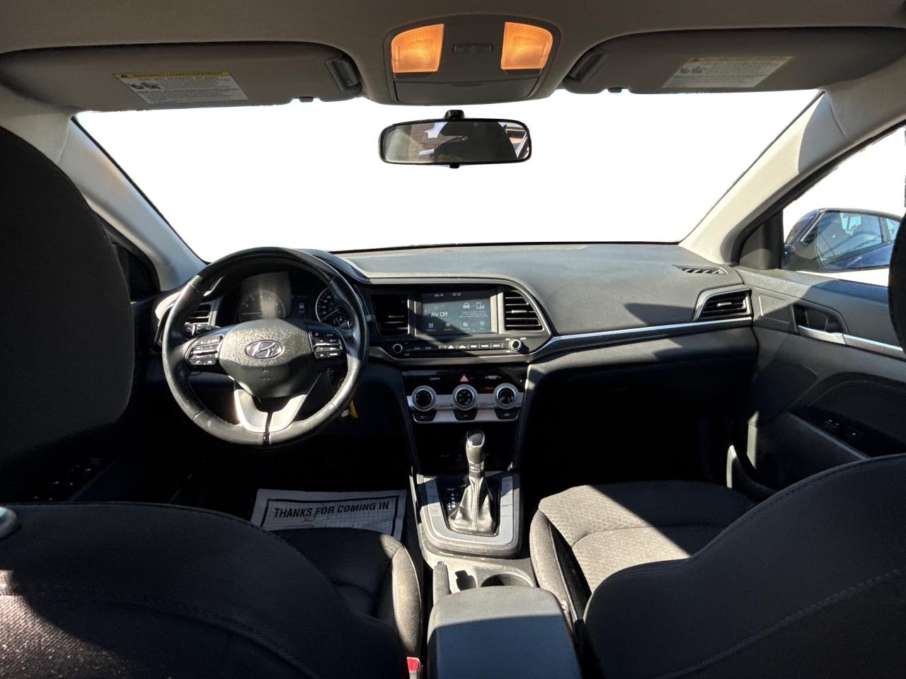 2020 Hyundai Elantra HEATED SEATS REAR CAM MINT WE FINANCE ALL CREDIT! Photo