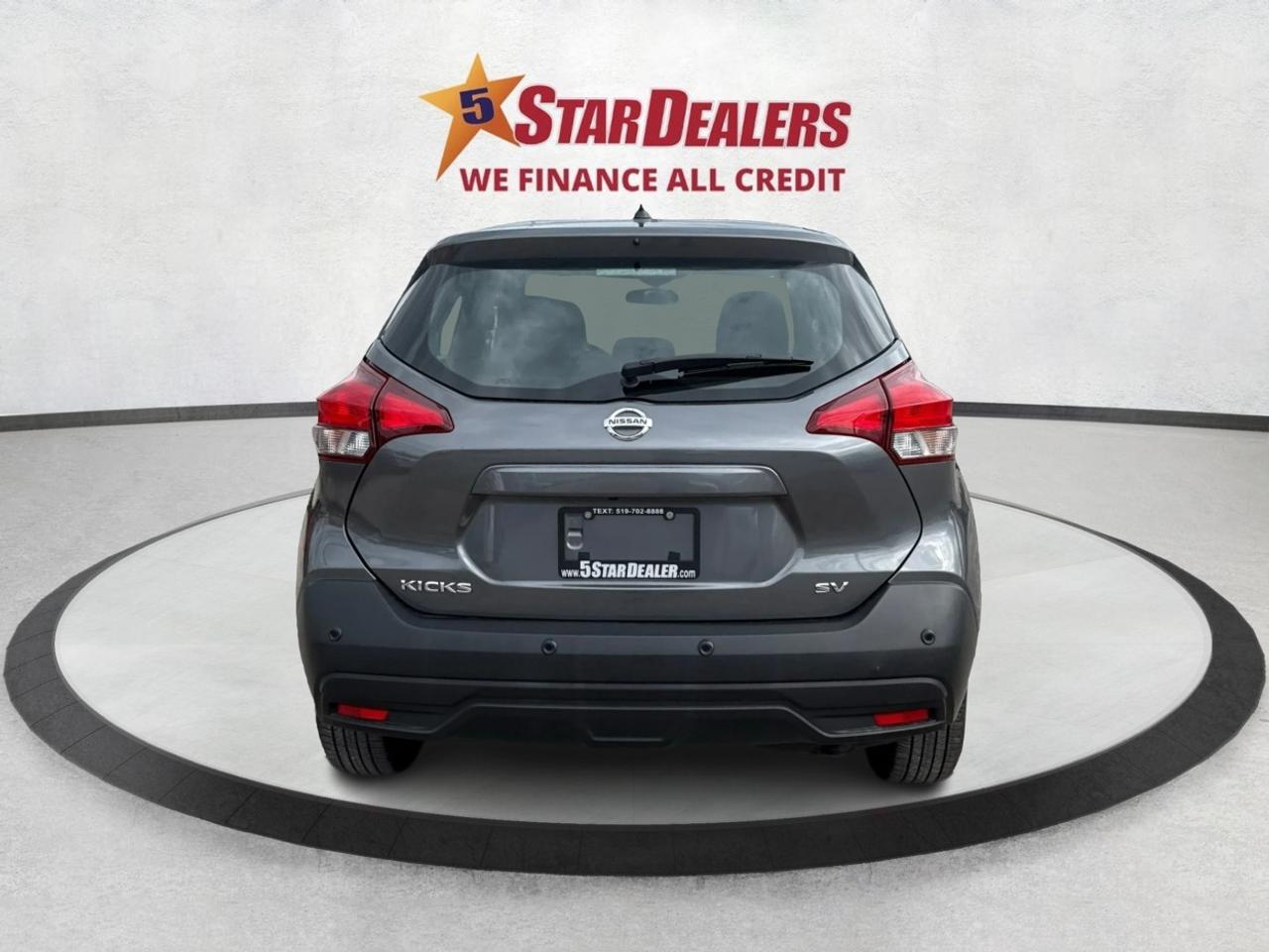 2020 Nissan Kicks SV Photo