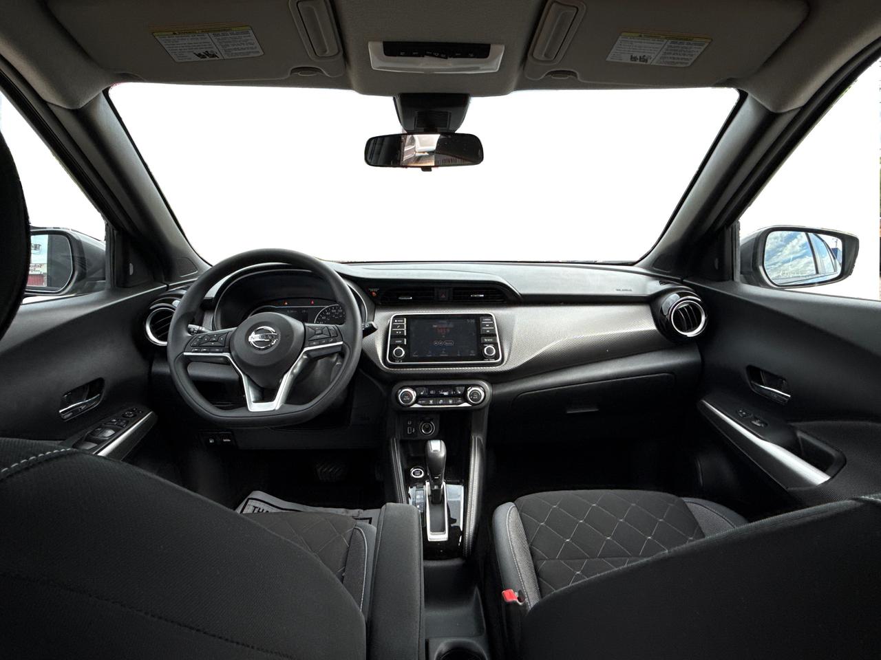 2020 Nissan Kicks SV Photo