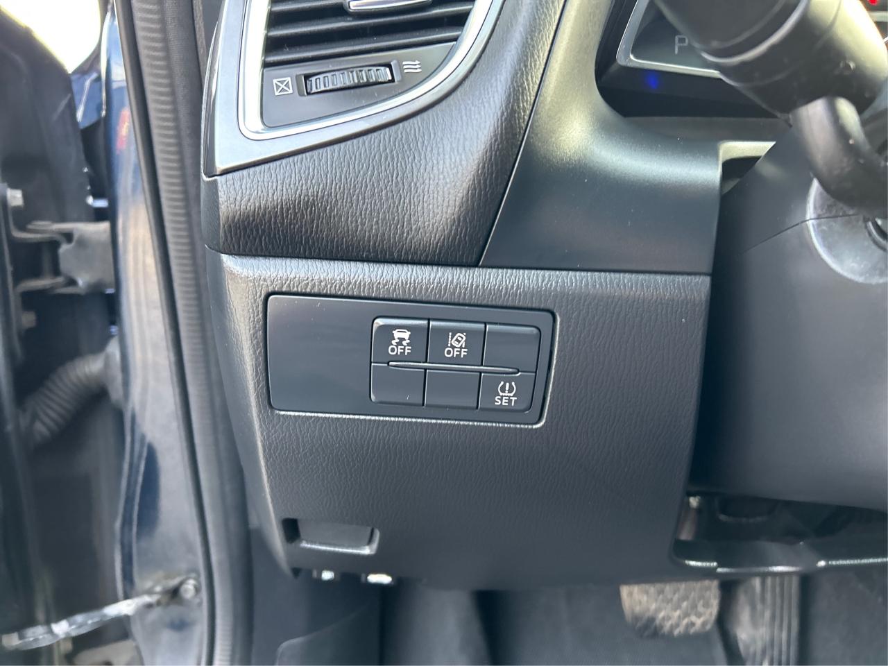 2017 Mazda MAZDA3 4dr HB Sport Auto GT NAV LEATHER ROOF WE FINANCE Photo