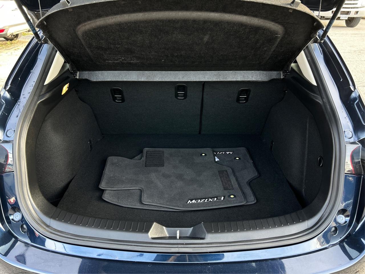 2017 Mazda MAZDA3 4dr HB Sport Auto GT NAV LEATHER ROOF WE FINANCE Photo