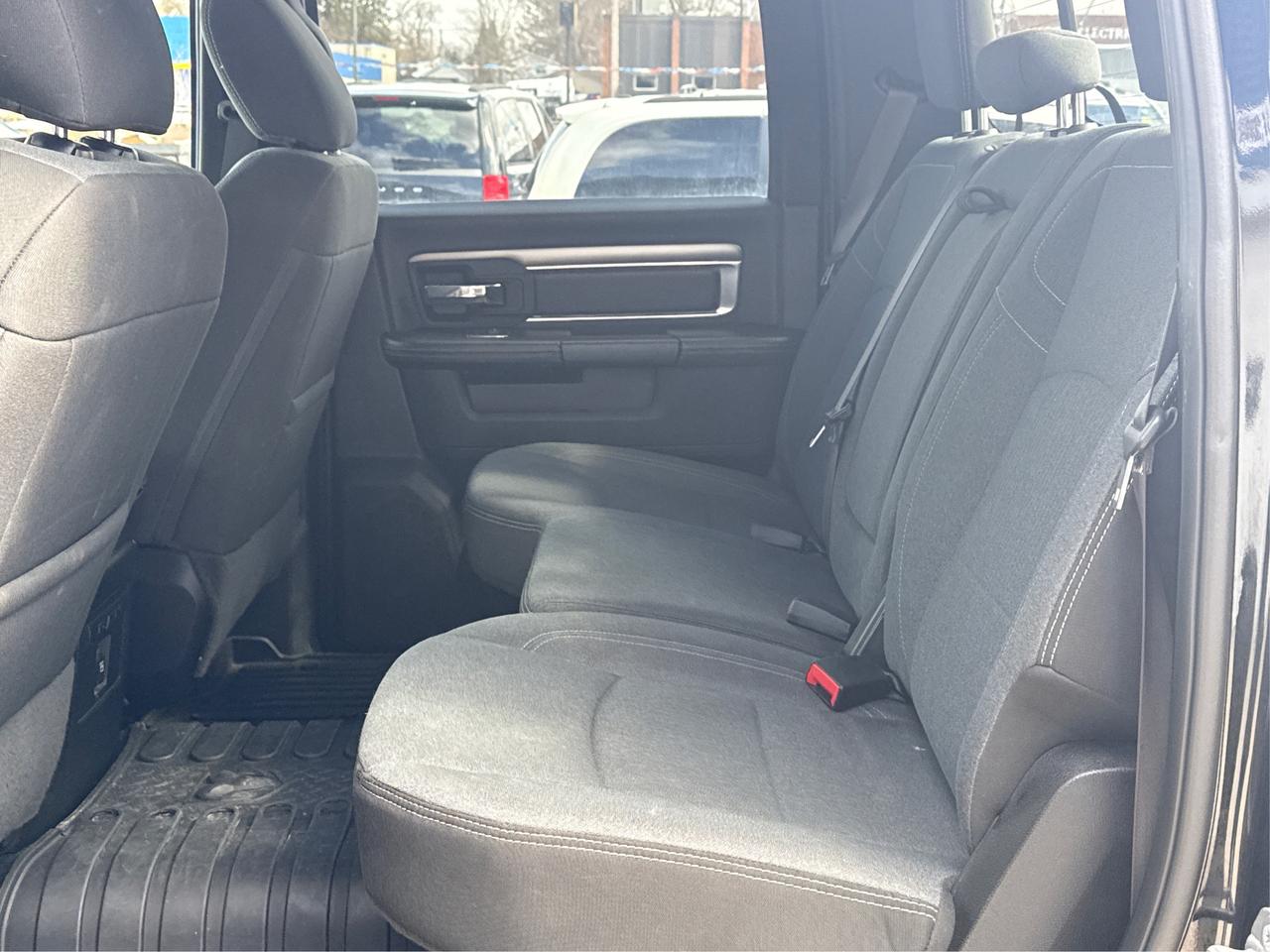 2021 RAM 1500 Classic Warlock NAV HEATED SEAT MINT WE FINANCE ALL CREDIT Photo