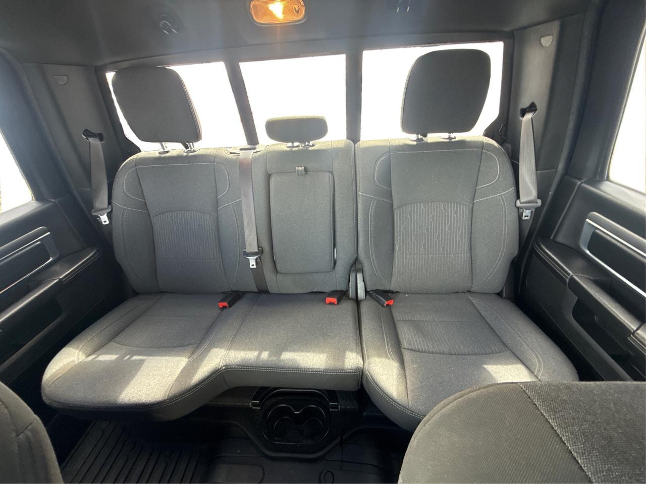 2021 RAM 1500 Classic Warlock NAV HEATED SEAT MINT WE FINANCE ALL CREDIT Photo