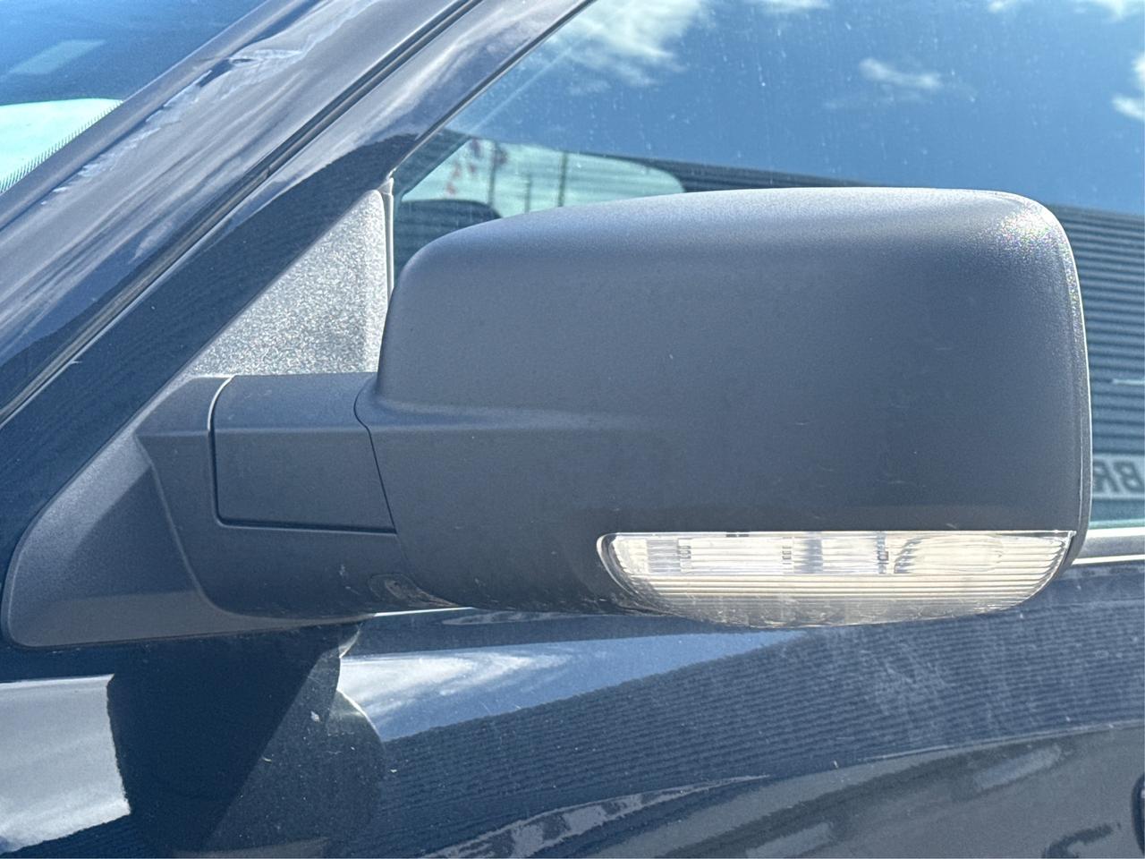 2021 RAM 1500 Classic Warlock NAV HEATED SEAT MINT WE FINANCE ALL CREDIT Photo