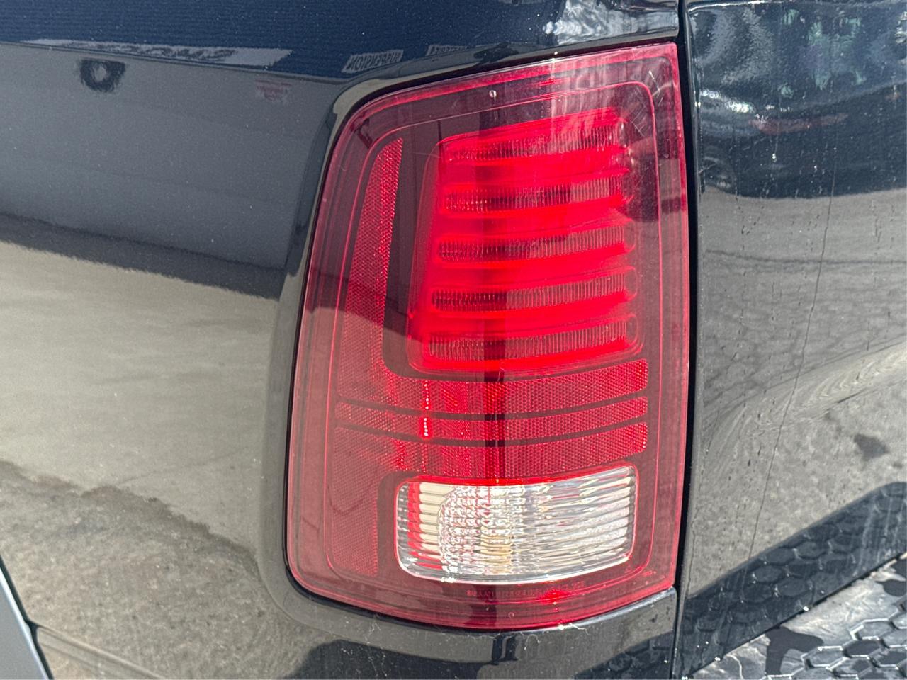 2021 RAM 1500 Classic Warlock NAV HEATED SEAT MINT WE FINANCE ALL CREDIT Photo