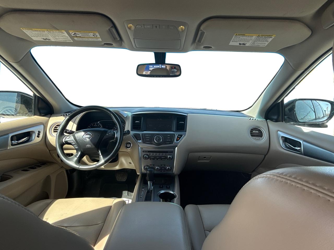 2017 Nissan Pathfinder SL NAV LEATHER SUNROOF! WE FINANCE ALL CREDIT! Photo