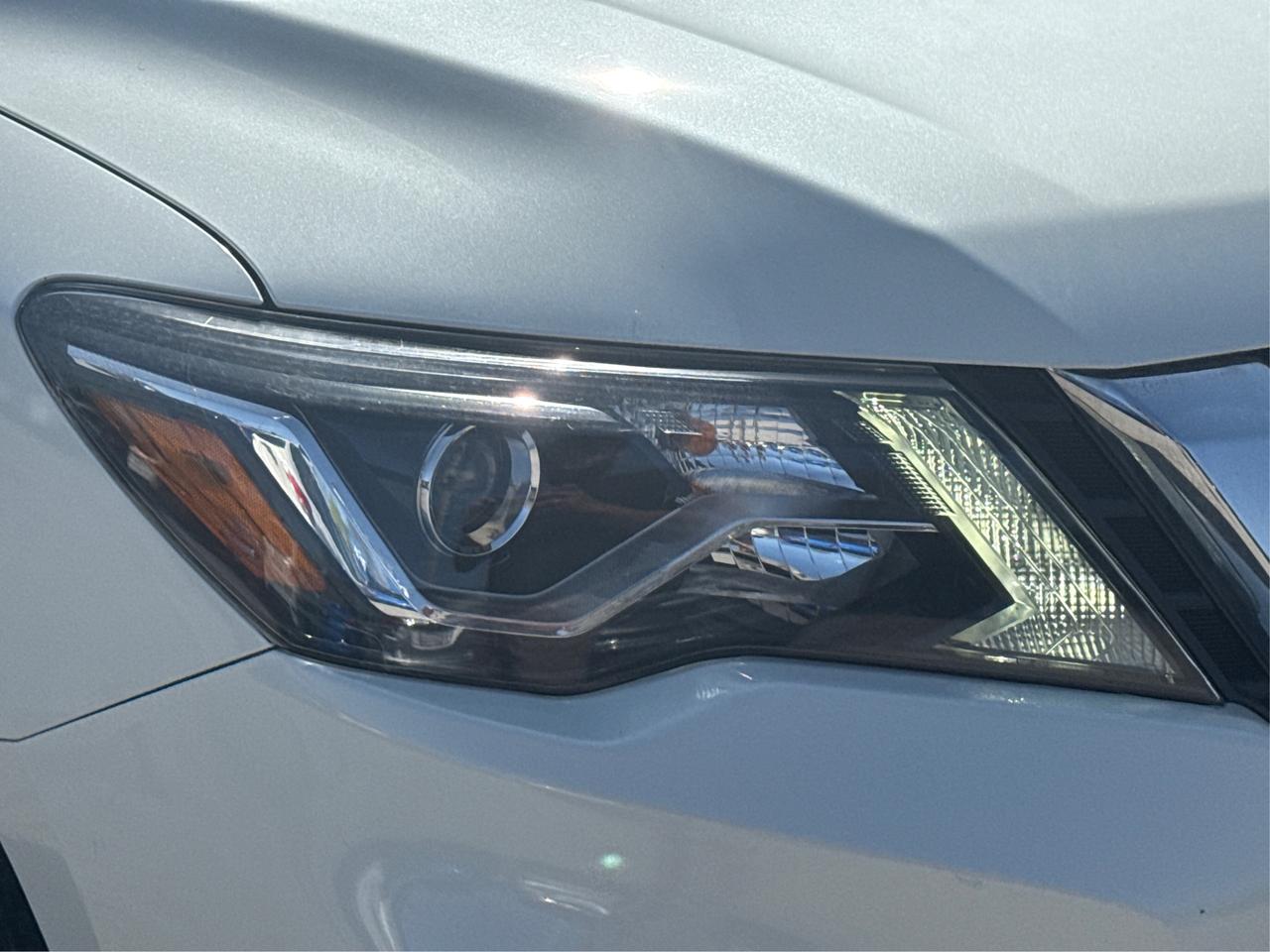 2017 Nissan Pathfinder SL NAV LEATHER SUNROOF! WE FINANCE ALL CREDIT! Photo