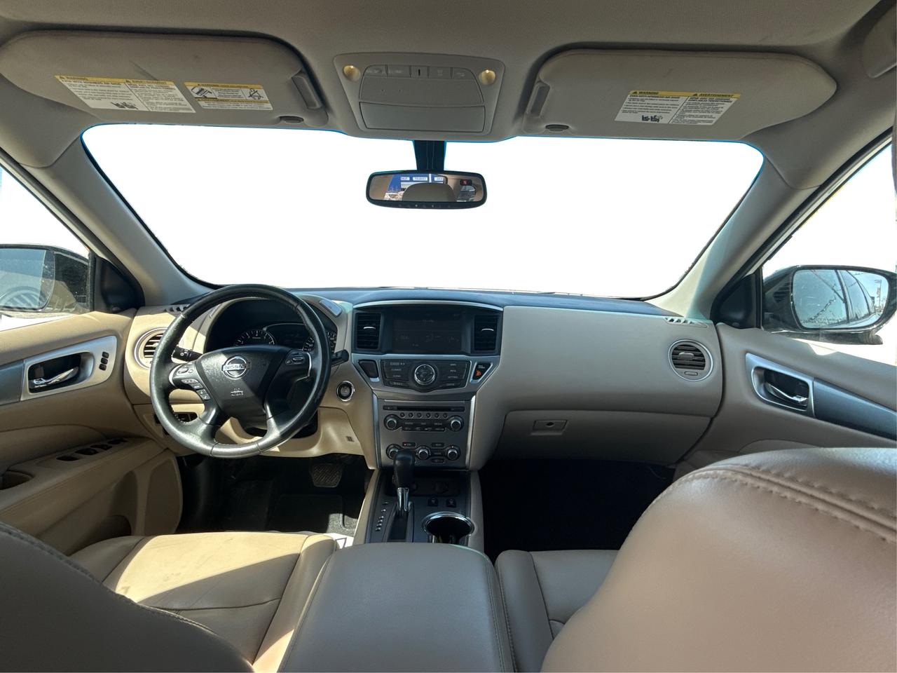 2017 Nissan Pathfinder SL NAV LEATHER SUNROOF! WE FINANCE ALL CREDIT! Photo