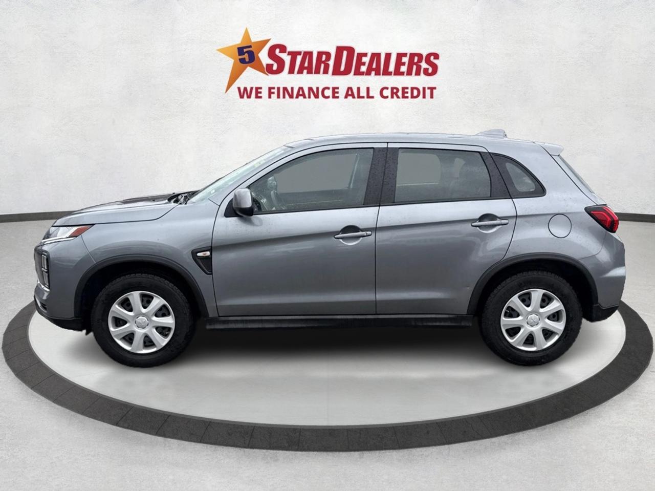 2023 Mitsubishi RVR AWD HEATED SEATS MINT WE FINANCE ALL CREDIT! Photo3