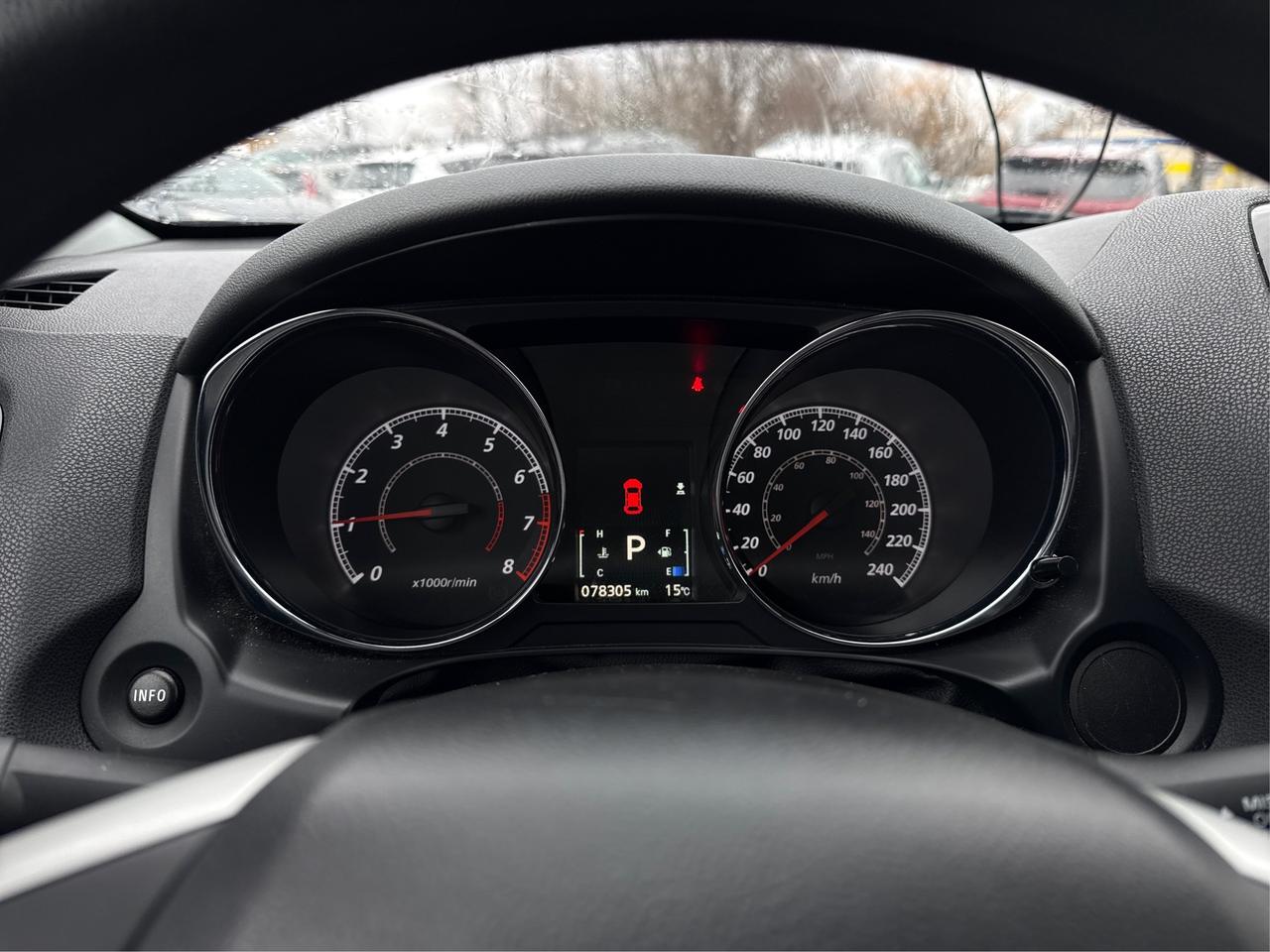 2023 Mitsubishi RVR AWD HEATED SEATS MINT WE FINANCE ALL CREDIT! Photo