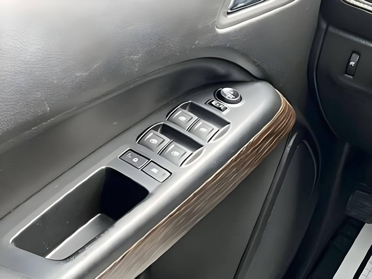 2018 GMC Canyon 4WD Crew Denali V6 LEATHER NAV WE FINANCE ALL CR. Photo