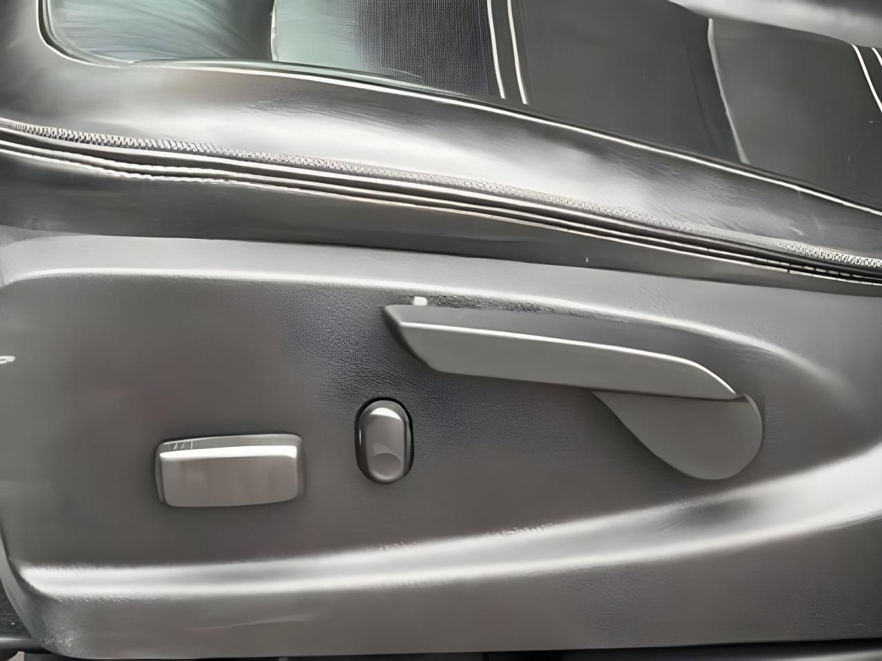 2018 GMC Canyon 4WD Crew Denali V6 LEATHER NAV WE FINANCE ALL CR. Photo