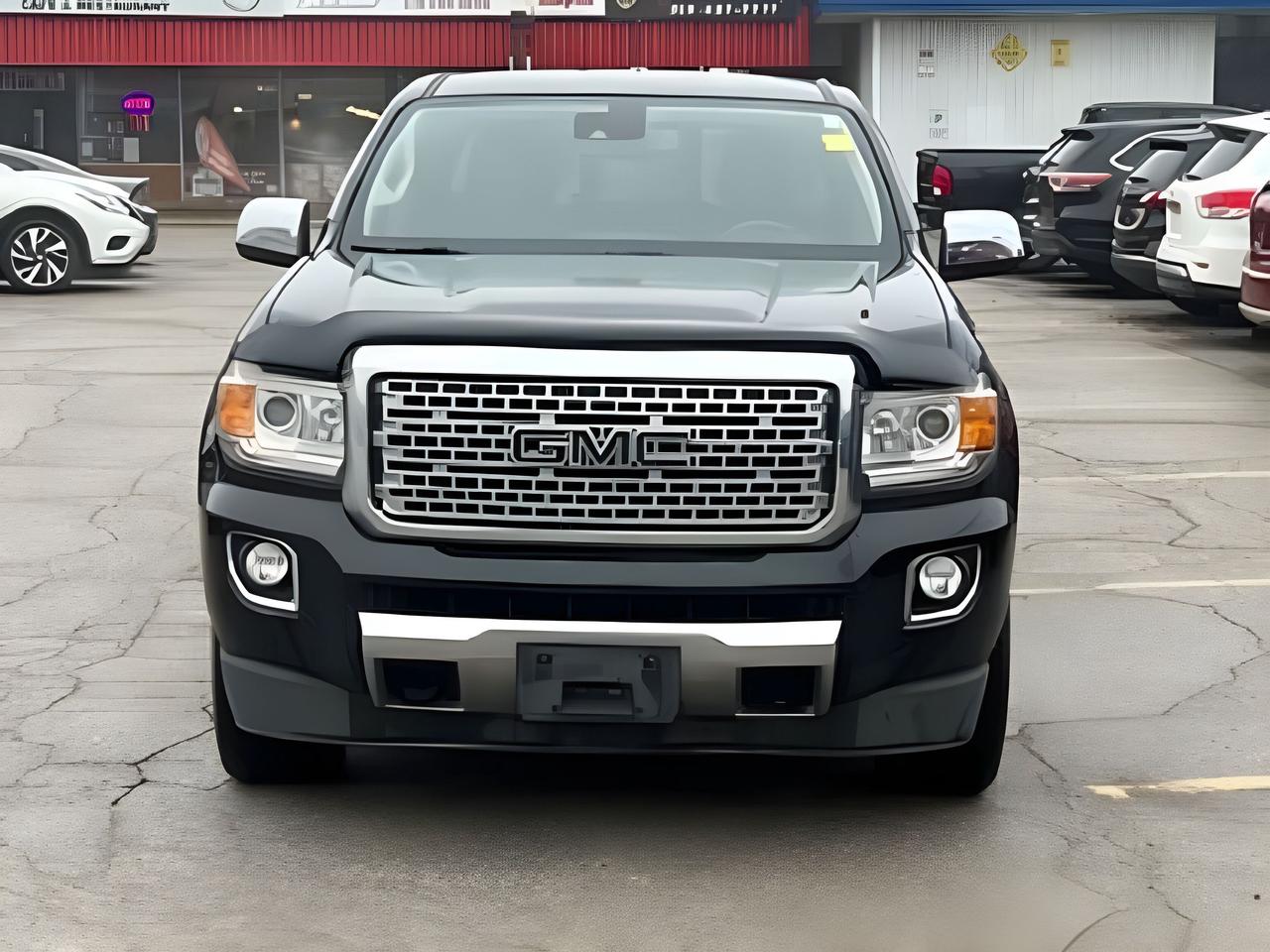 2018 GMC Canyon 4WD Crew Denali V6 LEATHER NAV WE FINANCE ALL CR. Photo