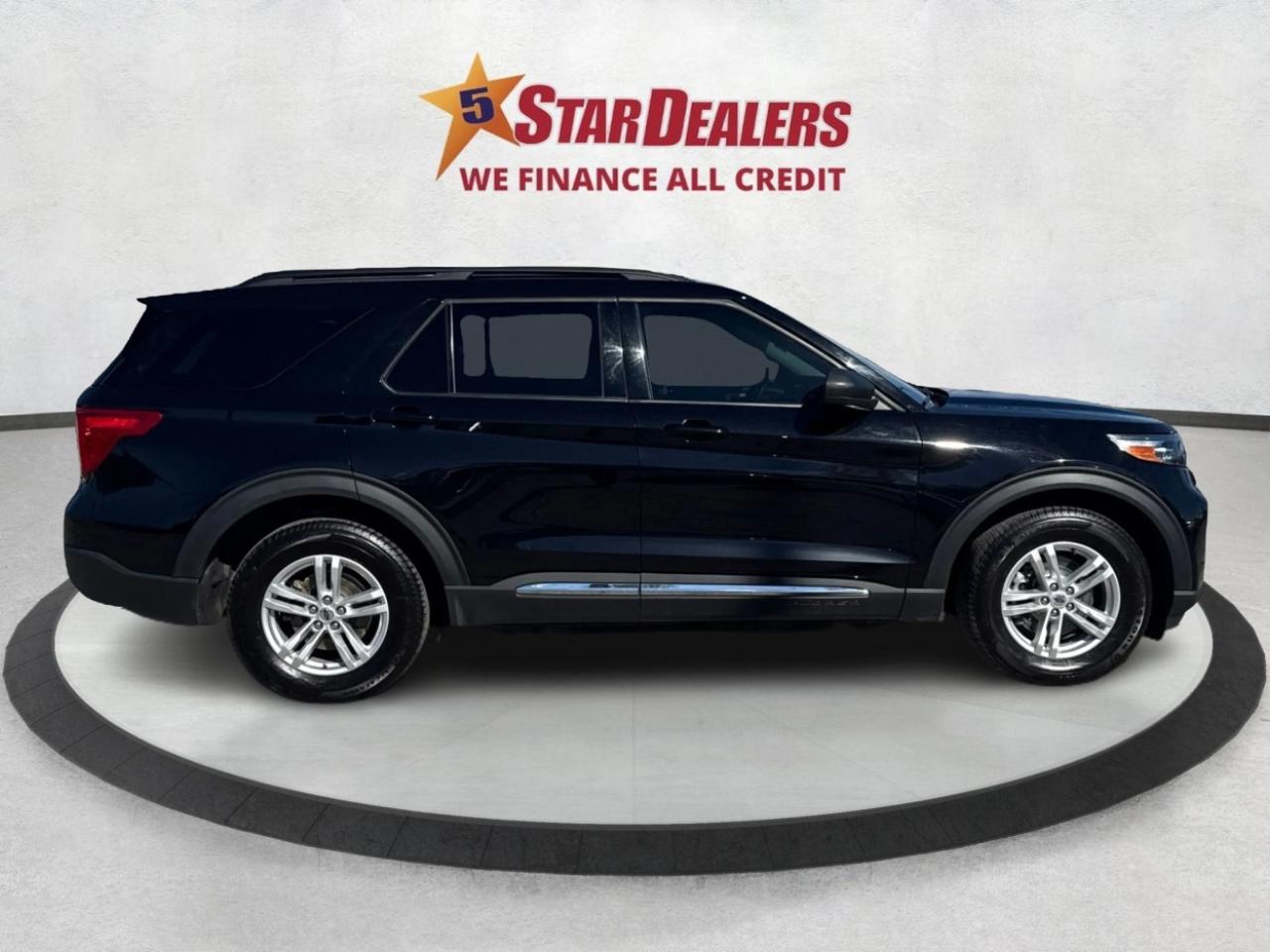 2022 Ford Explorer LEATHER HEATED SEATS 6 PASS WE FINANCE ALL CREDIT Photo