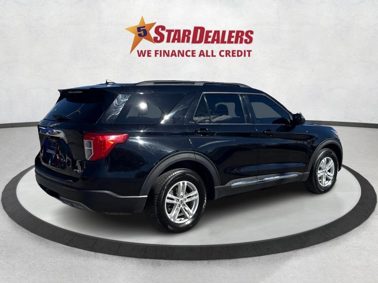 2022 Ford Explorer LEATHER HEATED SEATS 6 PASS WE FINANCE ALL CREDIT Photo