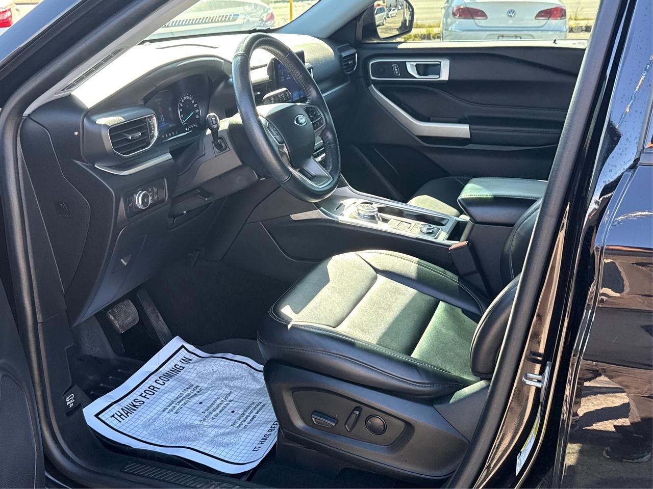 2022 Ford Explorer LEATHER HEATED SEATS 6 PASS WE FINANCE ALL CREDIT Photo