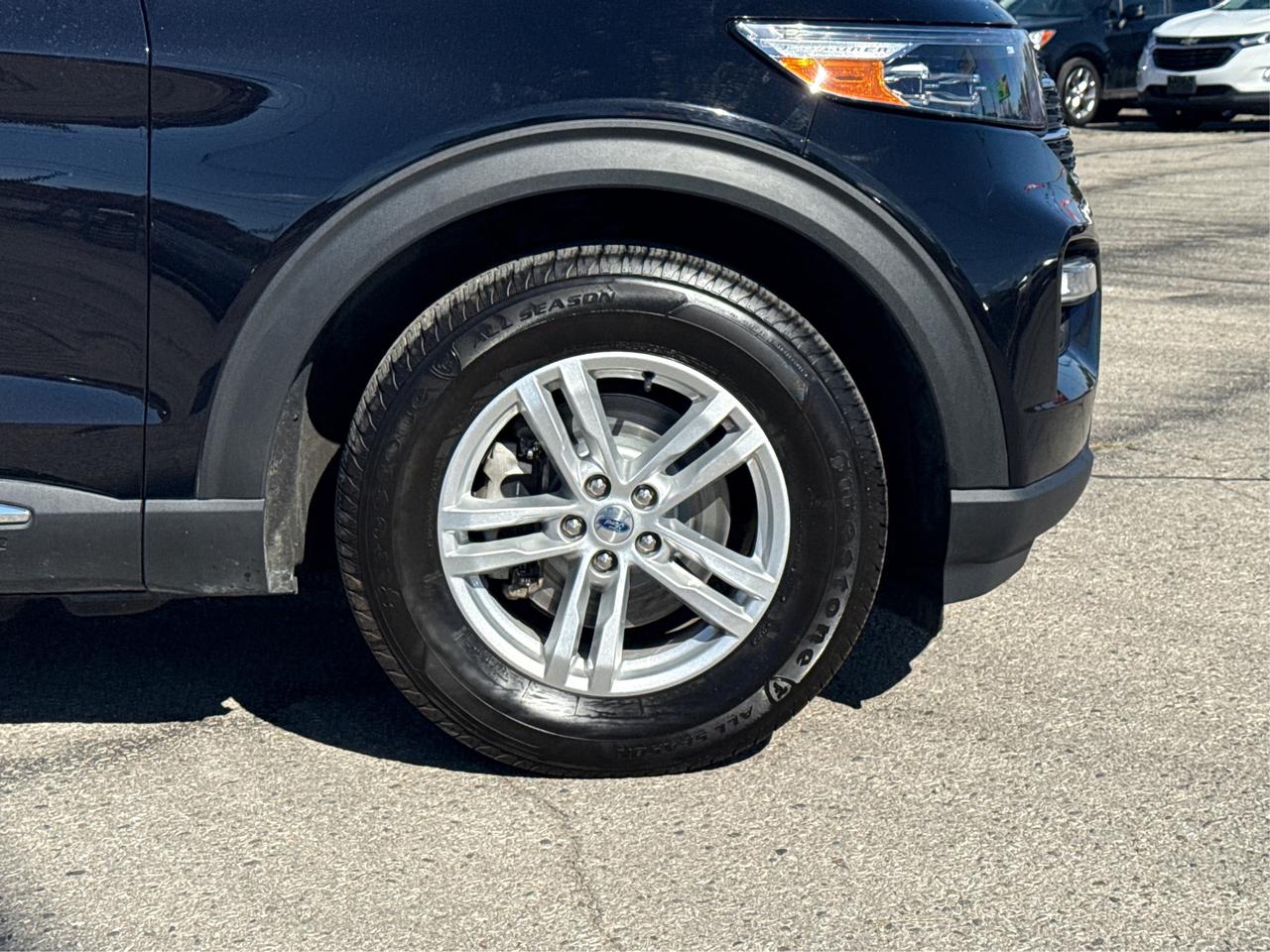 2022 Ford Explorer LEATHER HEATED SEATS 6 PASS WE FINANCE ALL CREDIT Photo