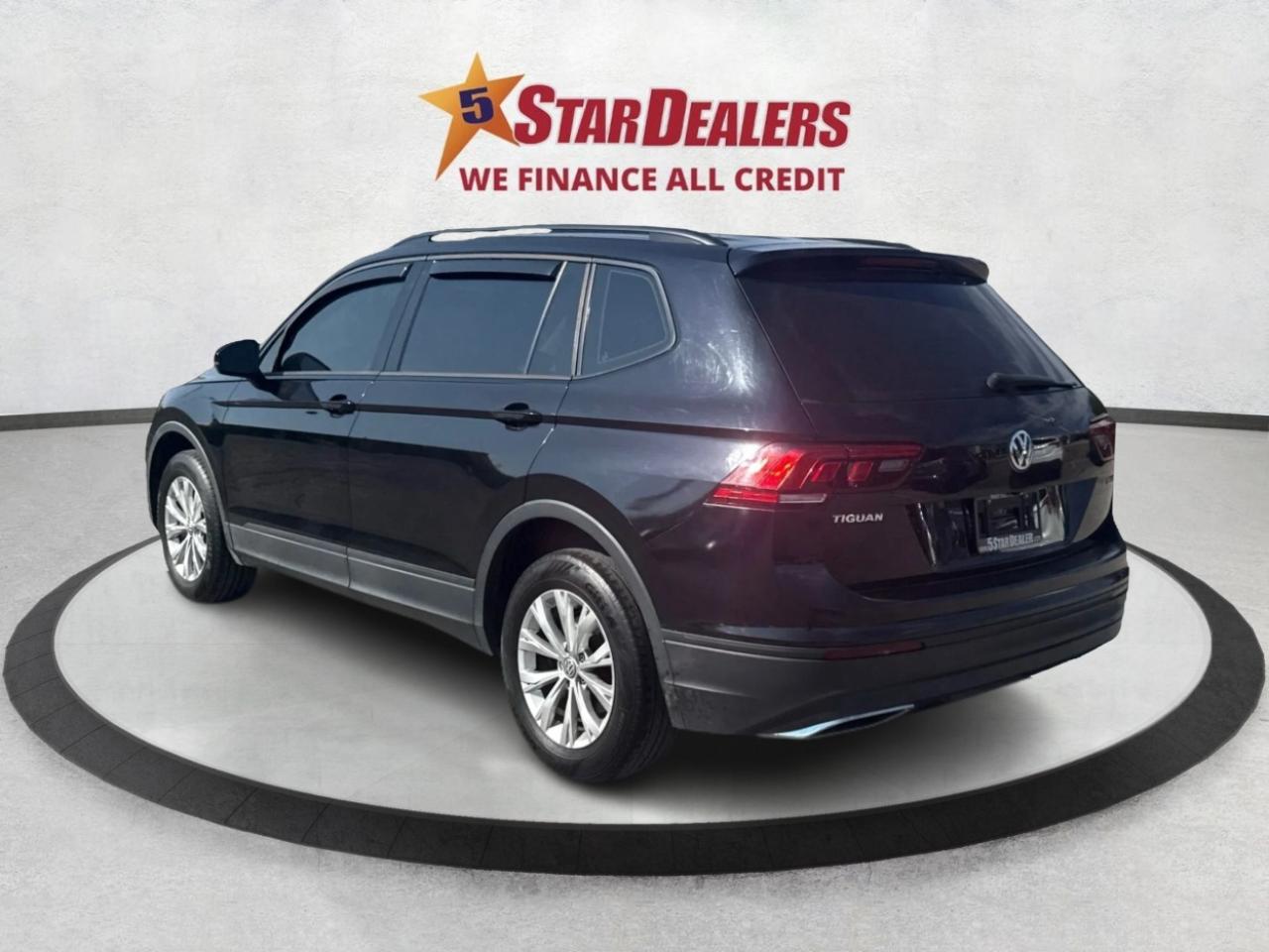 2019 Volkswagen Tiguan Trendline 4MOTION AWD MINT!  WE FINANCE ALL CREDIT Photo4