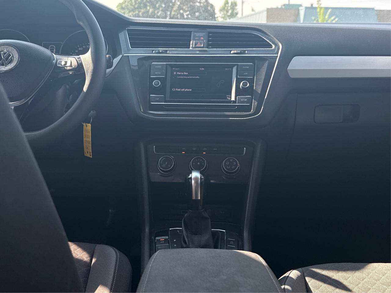 2019 Volkswagen Tiguan Trendline 4MOTION AWD MINT!  WE FINANCE ALL CREDIT Photo