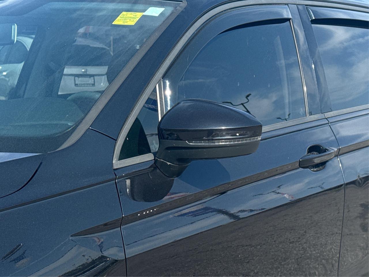 2019 Volkswagen Tiguan CERTIFIED 4MOTION AWD MINT!  WE FINANCE ALL CREDIT Photo