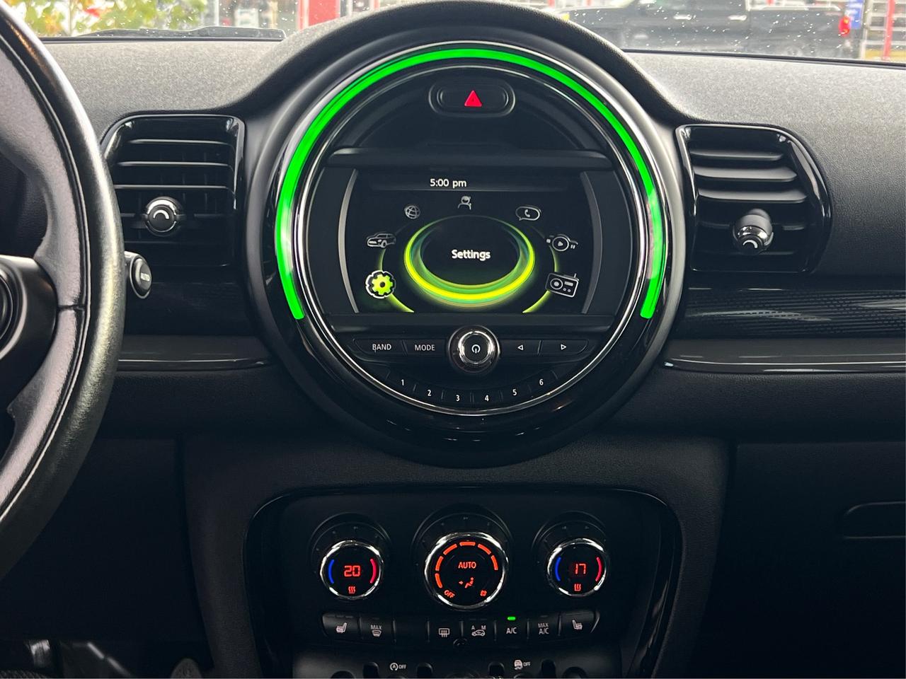 2017 MINI Cooper Clubman HB S ALL4 LEATHER NAV PANO WE FINANCE ALL CREDT Photo