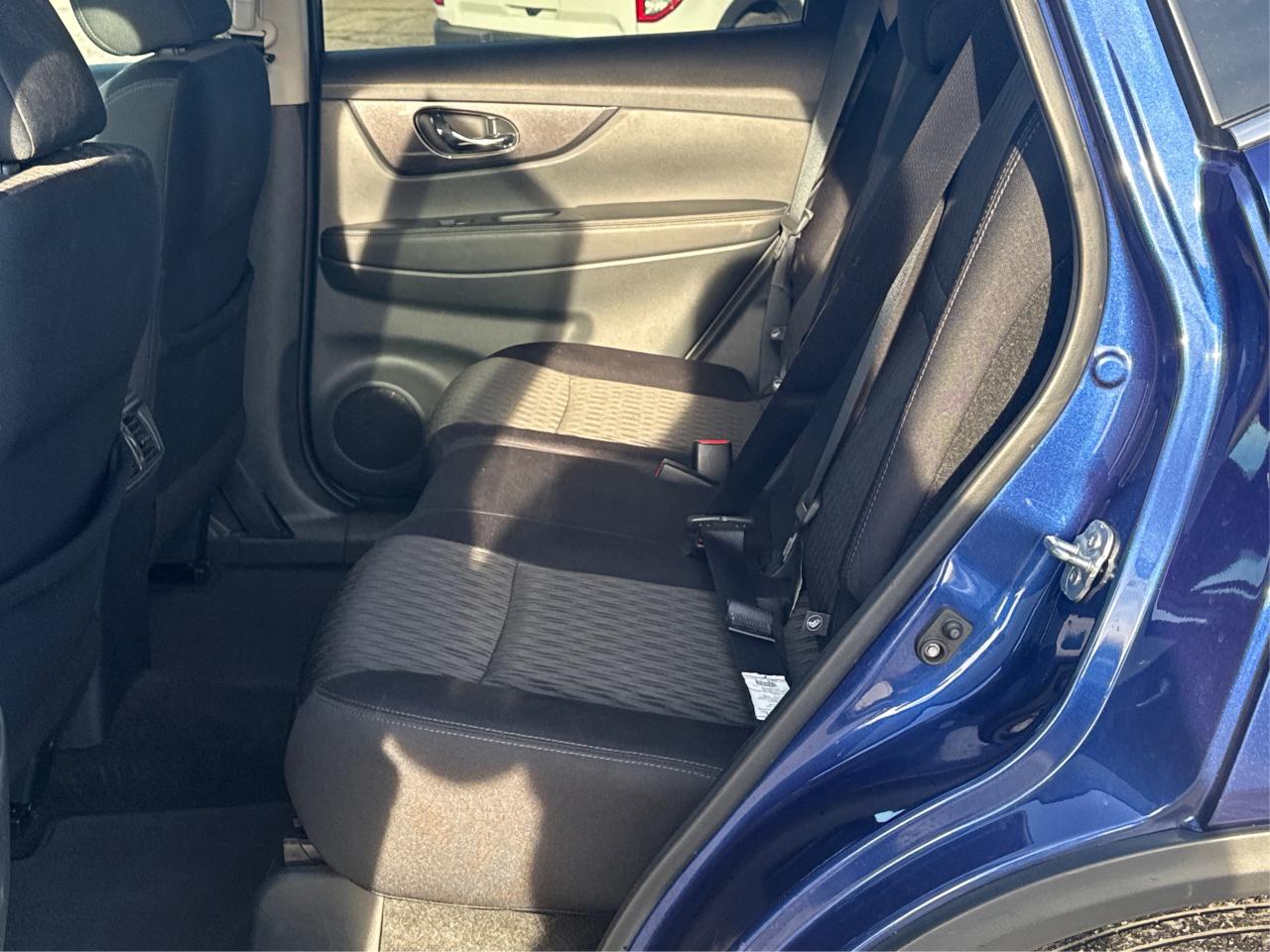 2018 Nissan Rogue AWD NAV PANO ROOF REAR CAM WE FINANCE ALL CREDIT! Photo