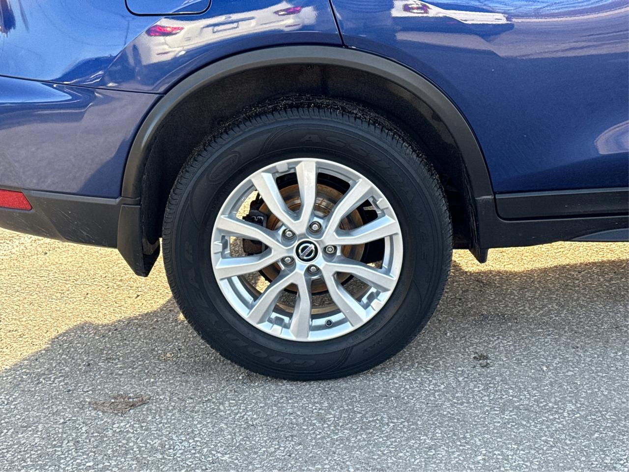 2018 Nissan Rogue AWD NAV PANO ROOF REAR CAM WE FINANCE ALL CREDIT! Photo