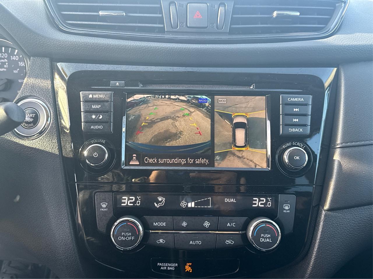 2018 Nissan Rogue AWD NAV PANO ROOF REAR CAM WE FINANCE ALL CREDIT! Photo