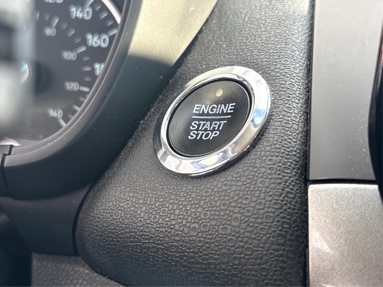 2019 Ford EcoSport NAV SUNROOF HEATED SEATS! WE FINANCE ALL CREDIT! Photo