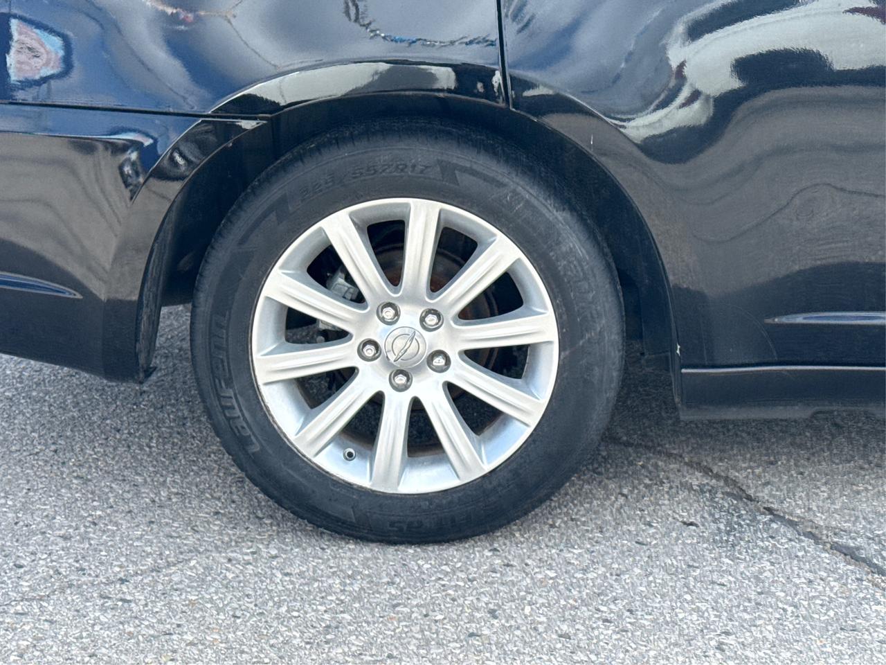 2013 Chrysler 200 CERTIFIED WE FINANCE ALL CREDIT Photo