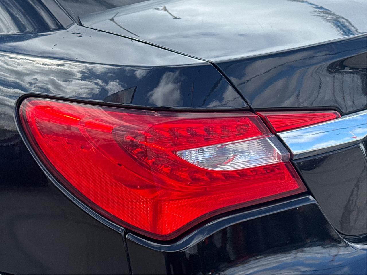 2013 Chrysler 200 CERTIFIED WE FINANCE ALL CREDIT Photo