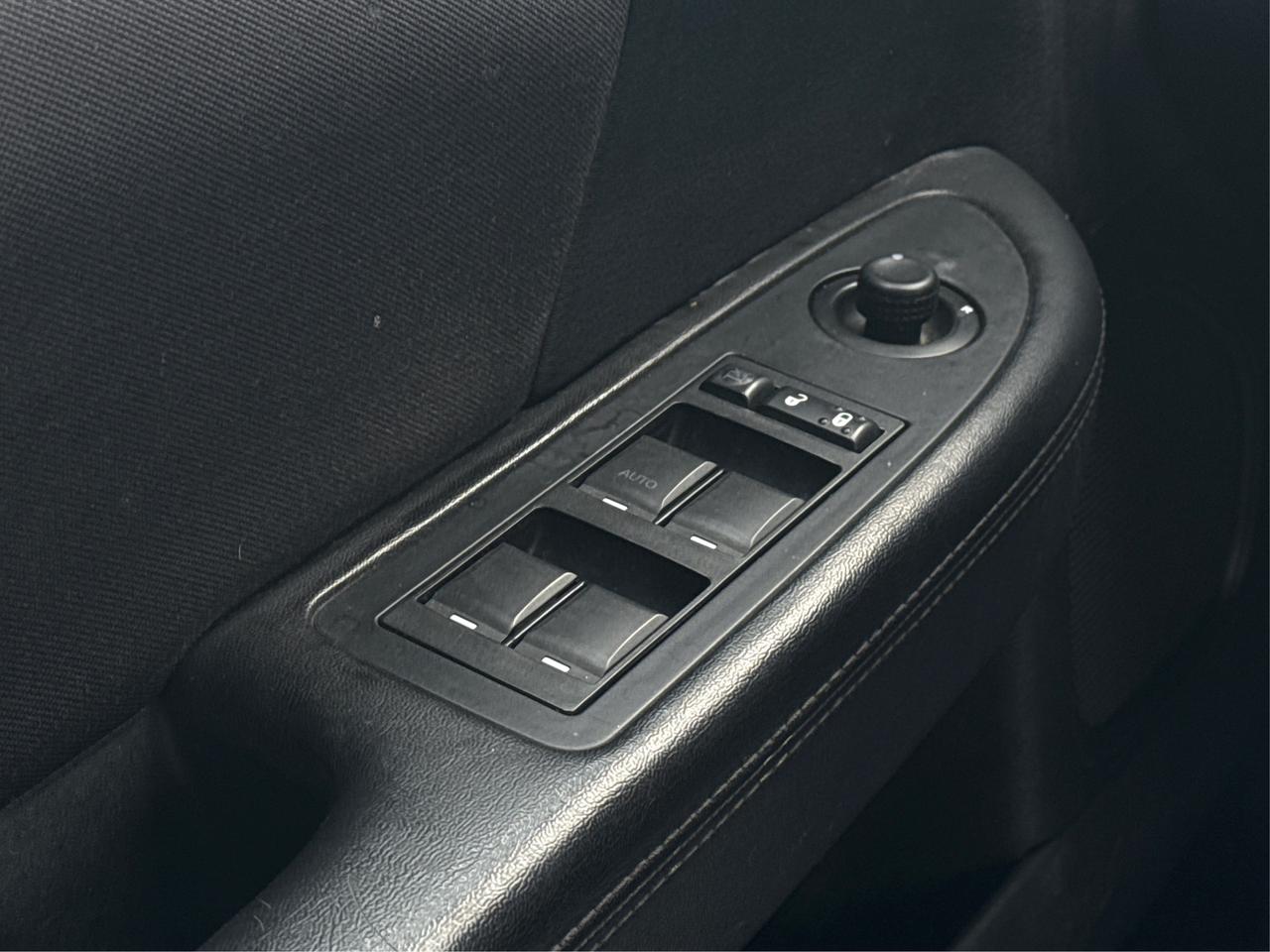 2013 Chrysler 200 CERTIFIED WE FINANCE ALL CREDIT Photo