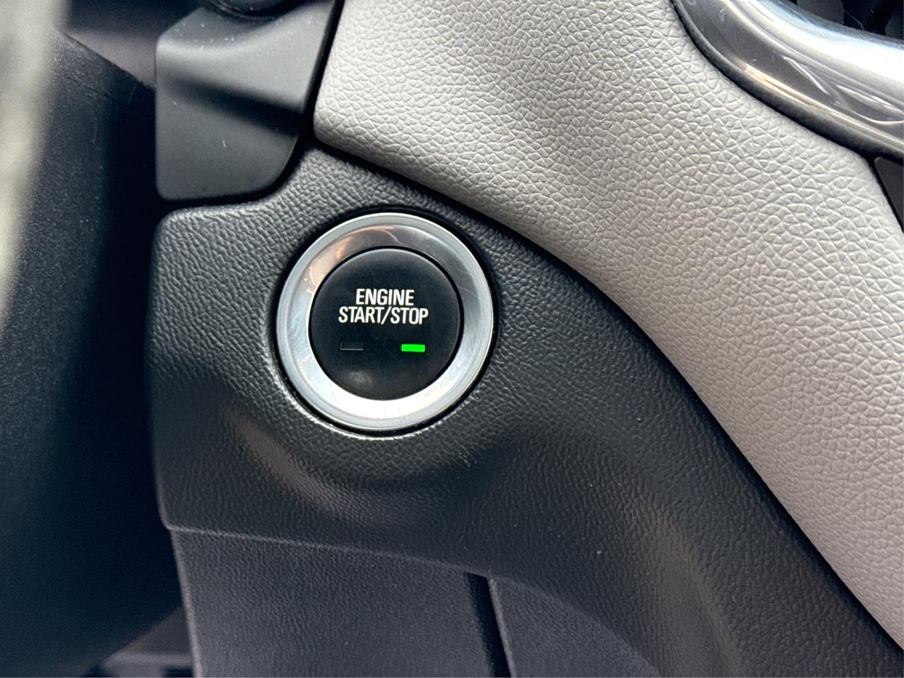 2019 Chevrolet Equinox CERTIFIED  MINT WE FINANCE ALL CREDIT Photo